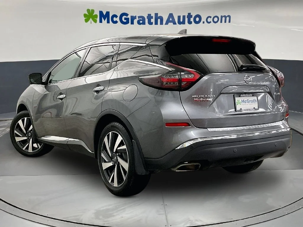 Used 2022 Gray Nissan SL image 4