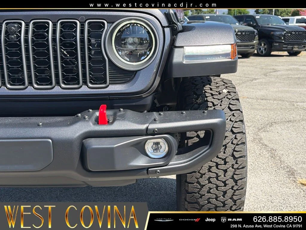 New 2026 Granite Crystal Metallic Clearcoat Jeep Rubicon X image 13