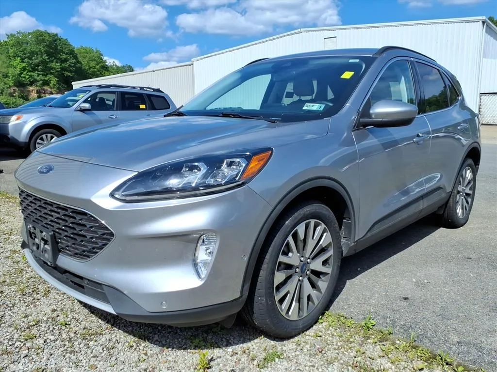 Used 2021 Silver Ford Titanium image 2