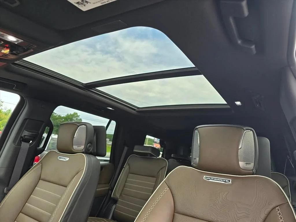 2026 GMC Yukon Denali Ultimate - Photo 7