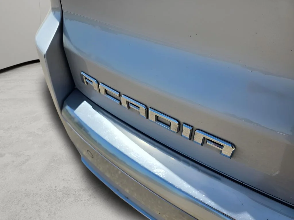 Used 2015 Quicksilver Metallic GMC Denali image 15