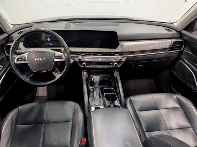 Used 2024 Black Kia EX image 30