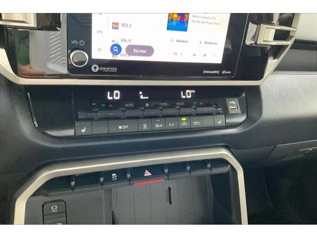 Used 2023 Ice Cap Toyota SR5 image 21