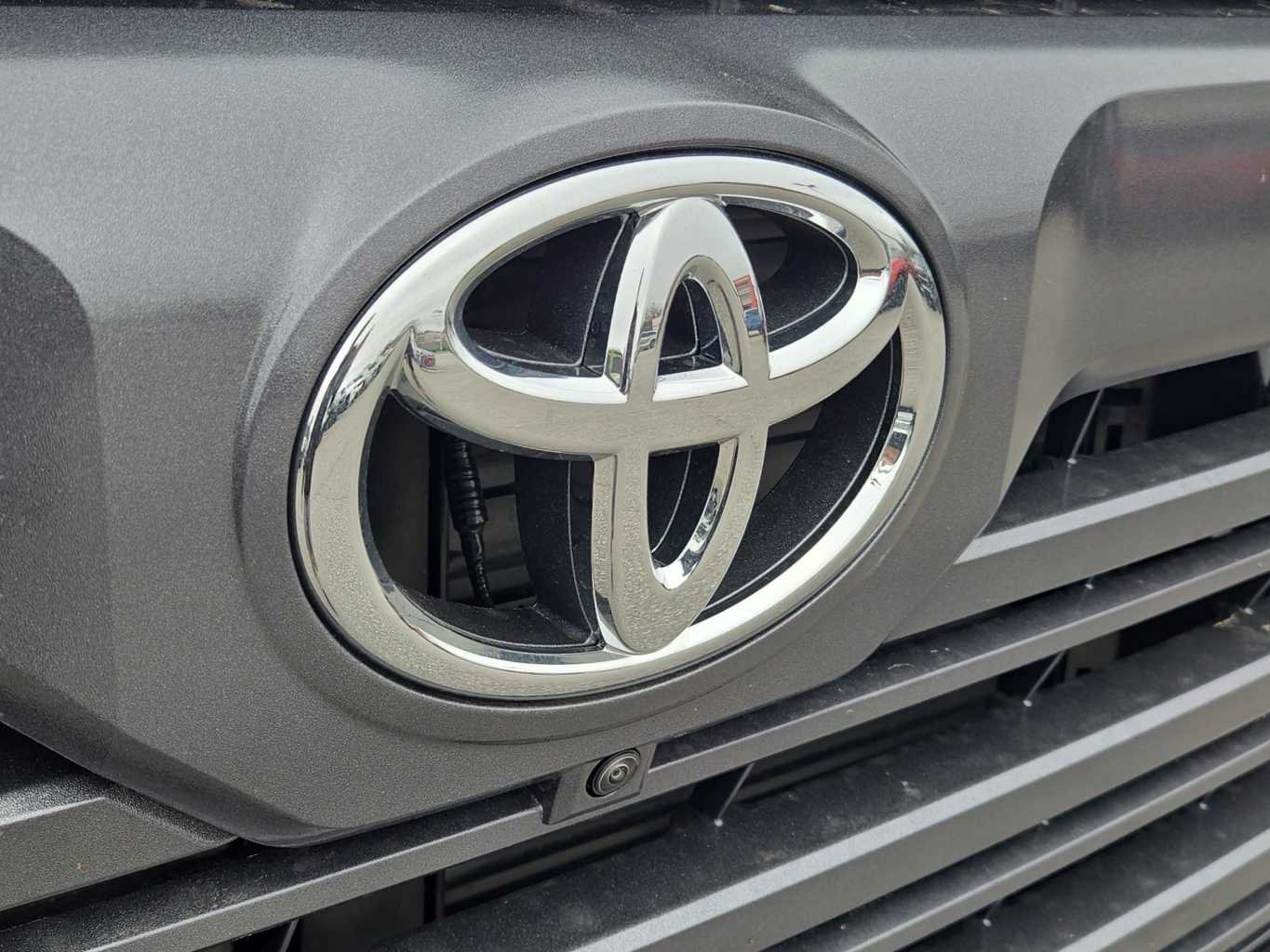 2026 Toyota Tundra Limited - Photo 16