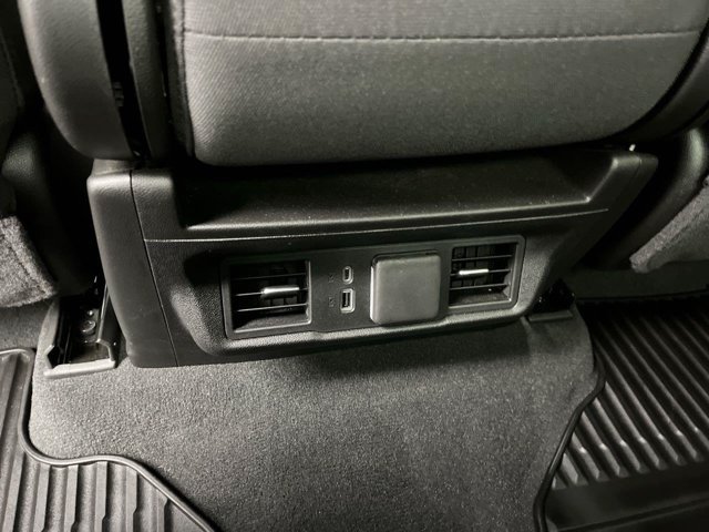 Used 2026 Onyx Black GMC Elevation image 13