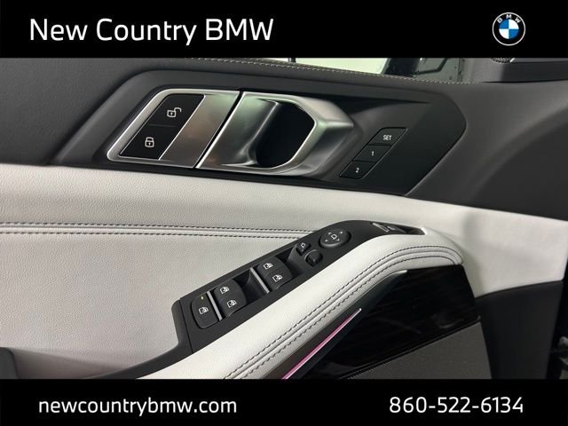 New 2026 Carbon Black Metallic BMW xDrive40i image 12