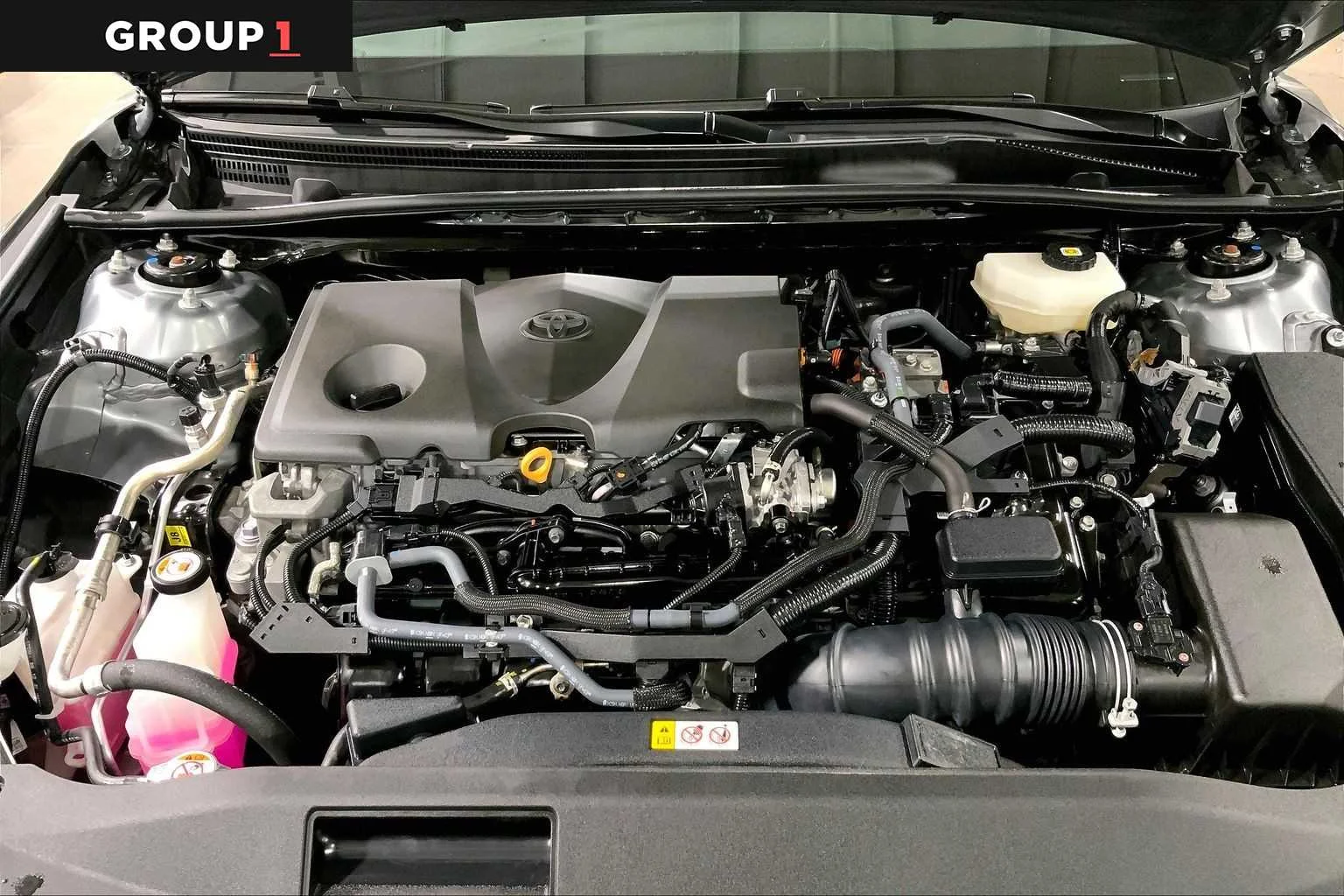 Certified Used 2025 Heavy Metal Toyota SE image 32