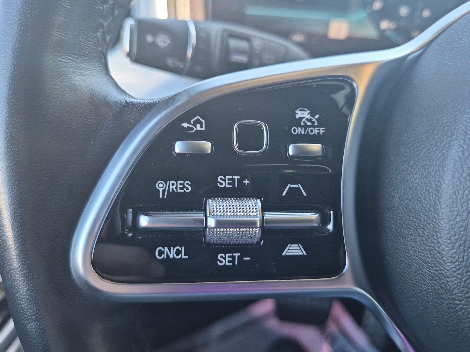 Used 2021 Polar White Mercedes-Benz G 550 image 19