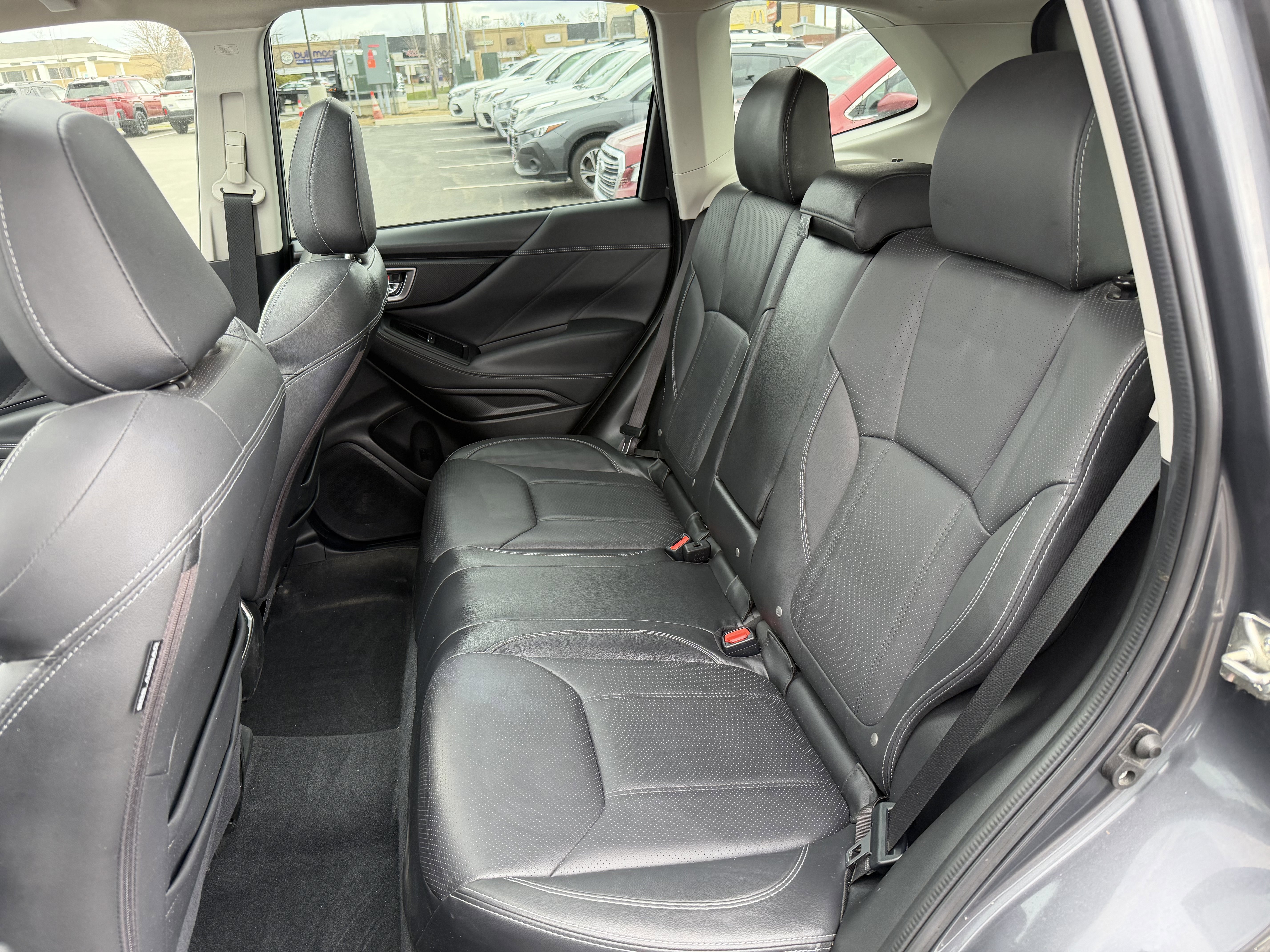 Used 2020 Magnetite Gray Metallic Subaru Limited image 18