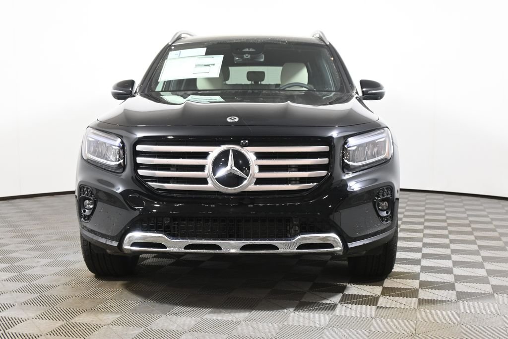 Used 2026 Night Black Mercedes-Benz GLB 250 image 10