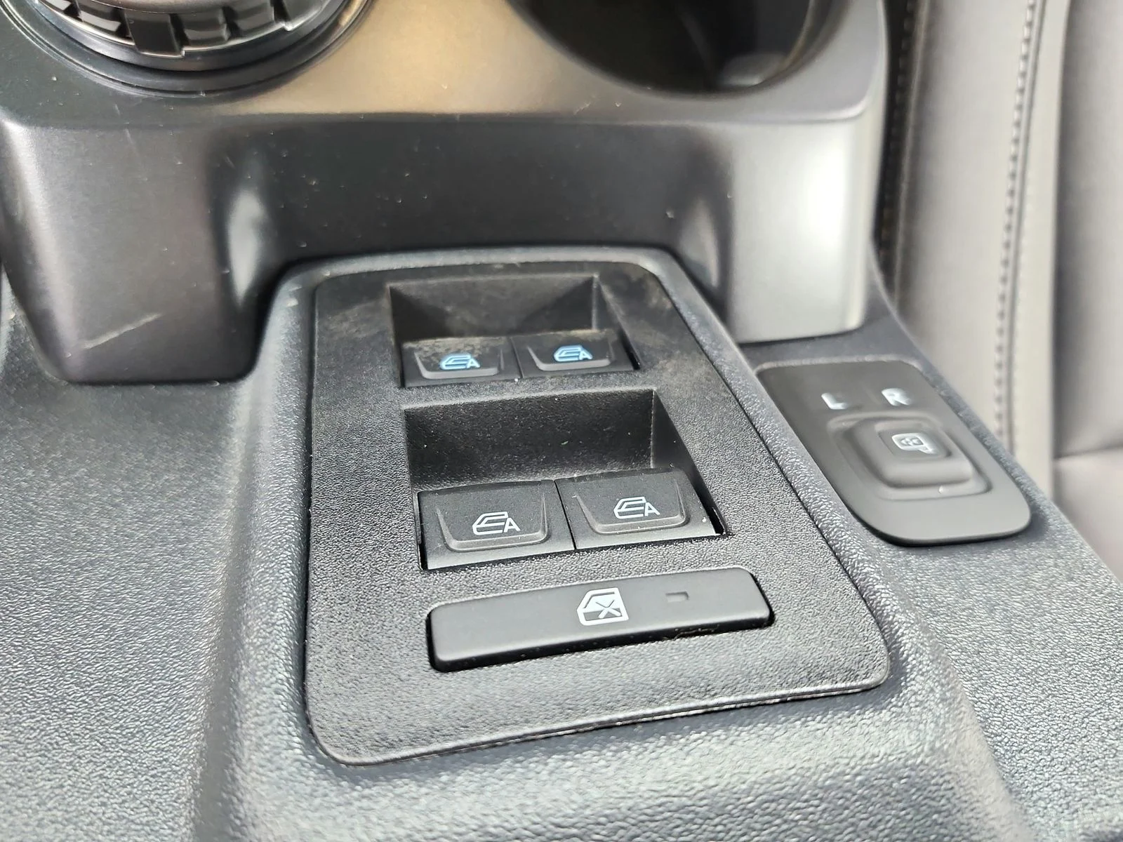 New 2026 Marsh Gray Ford Badlands® image 35