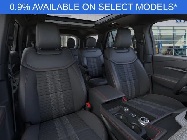 New 2026 Star White Metallic Tri-Coat Ford ST-Line image 10