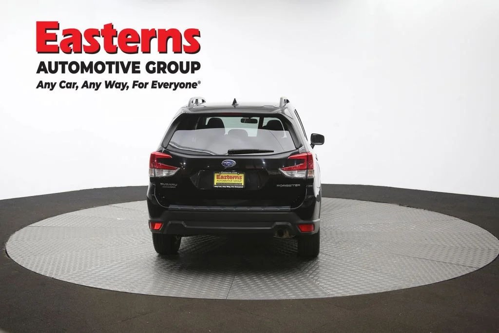 Used 2022 Black Subaru Premium image 40