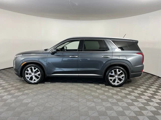 Used 2022 Gray Hyundai SEL image 4