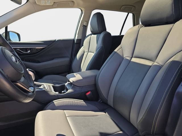 Used 2025 Silver Subaru Onyx Edition image 18