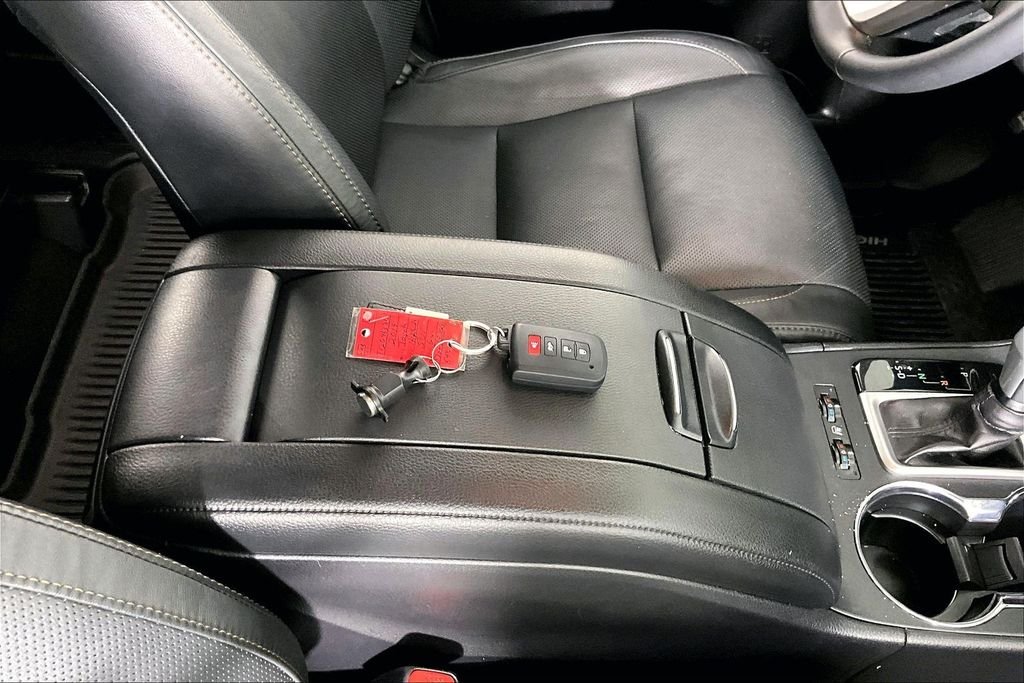 Certified Used 2019 Gray Toyota Limited image 31