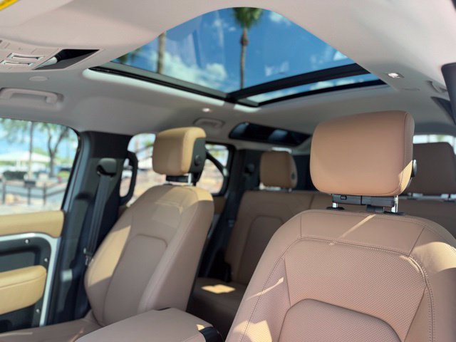 New 2026 Gray Land Rover S image 14
