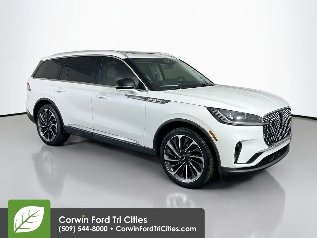 2025 Lincoln Aviator Reserve AWD's photo