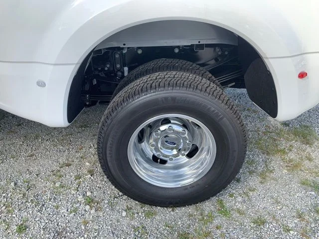 New 2026 White Ford F-350® Platinum® image 38