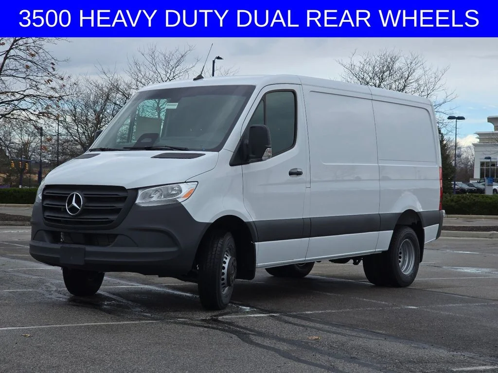 New 2026 Arctic White Mercedes-Benz Cargo 144 WB image 11