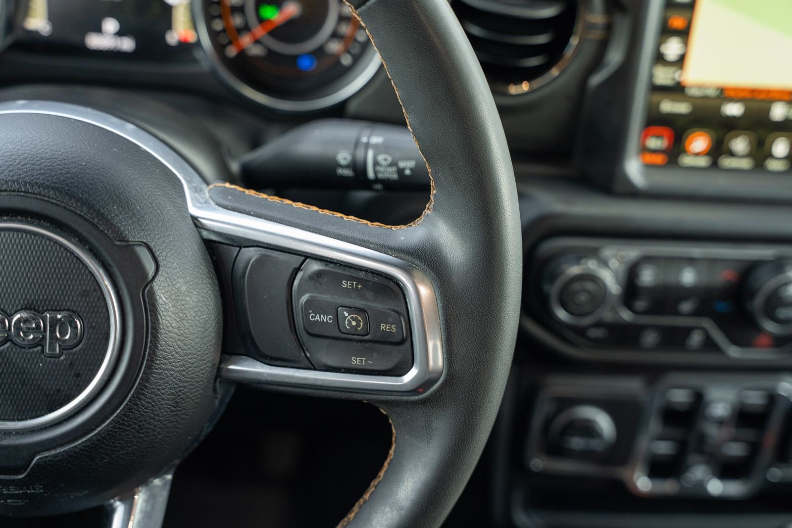 Used 2023 Black Jeep Overland image 32