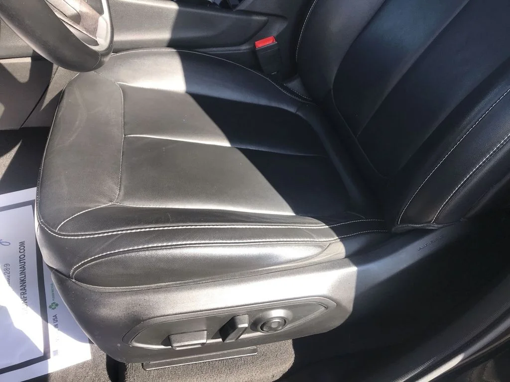 Used 2021 Black Jeep Limited image 12