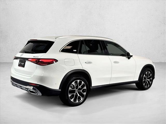 New 2027 Polar White Mercedes-Benz GLC 350e image 35