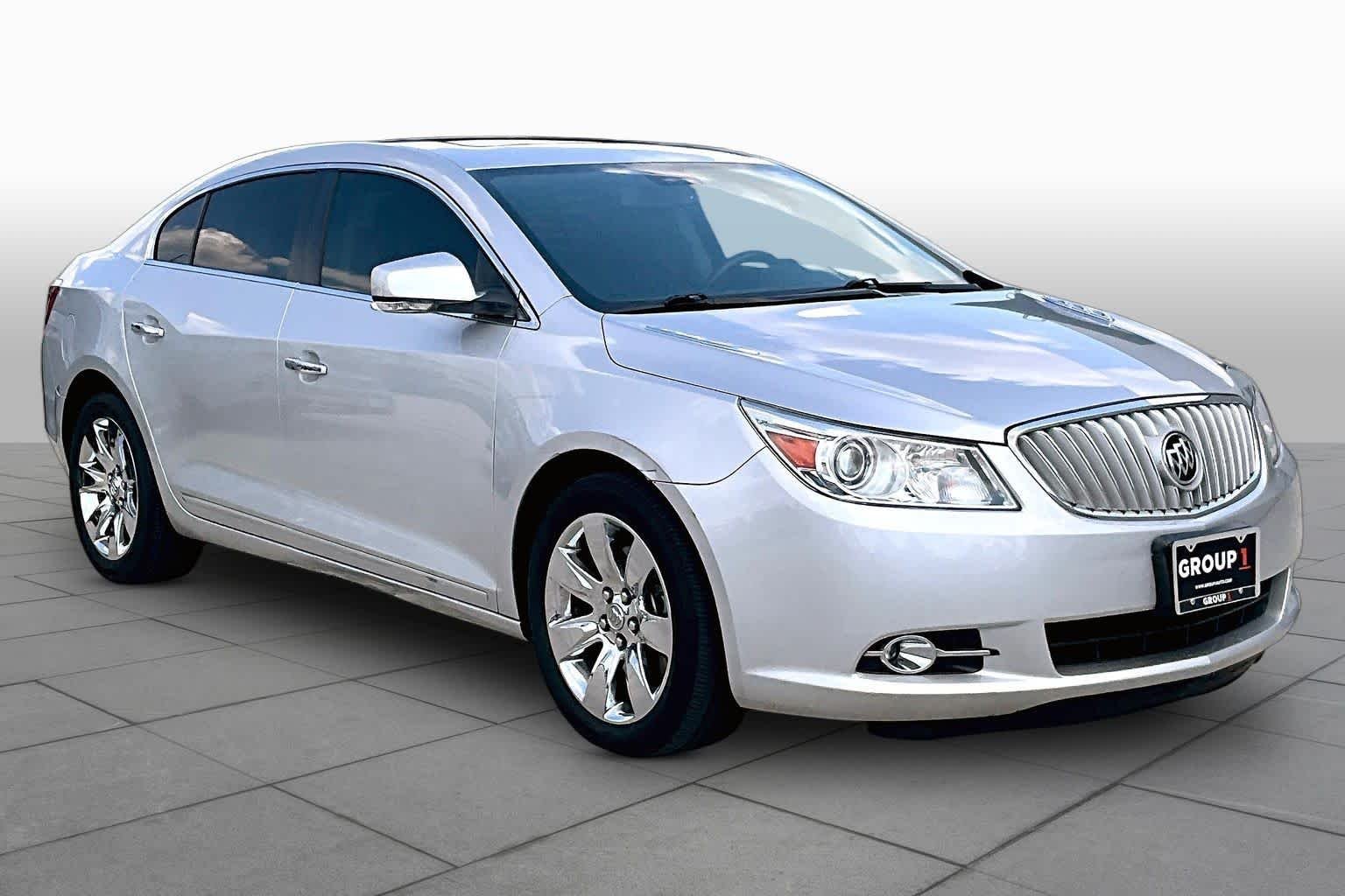 Used 2011 Quicksilver Metallic Buick CXL image 2