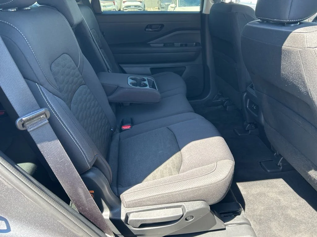 Used 2025 Gray Nissan SV image 23