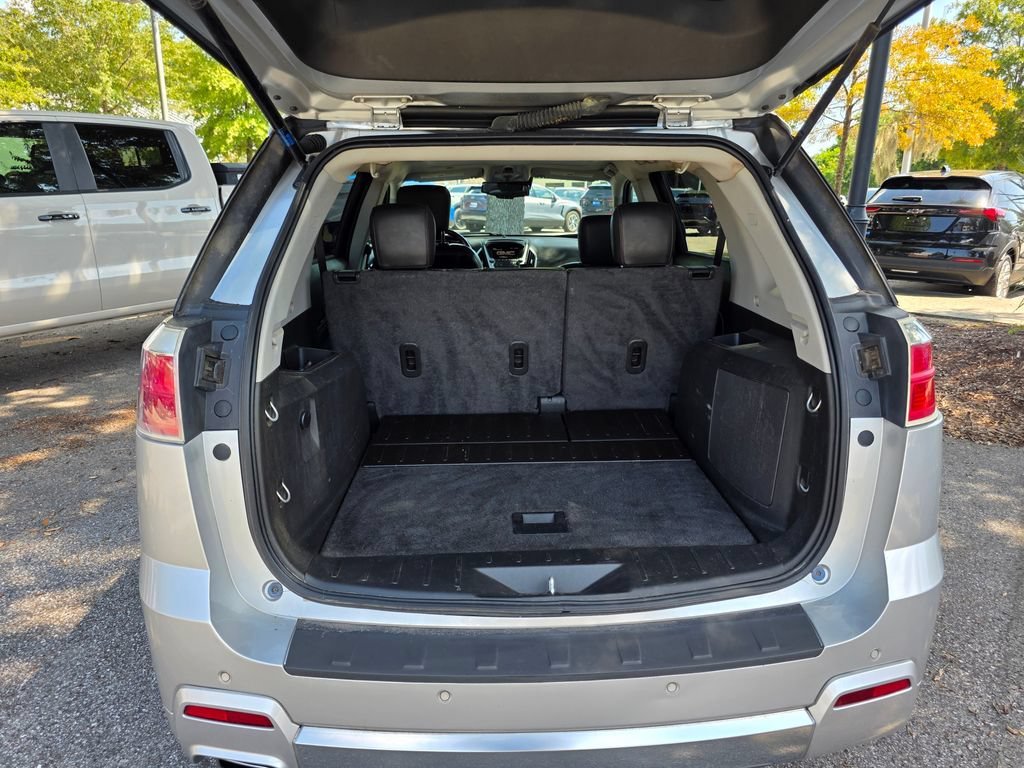 Used 2013 Quicksilver Metallic GMC Denali image 32