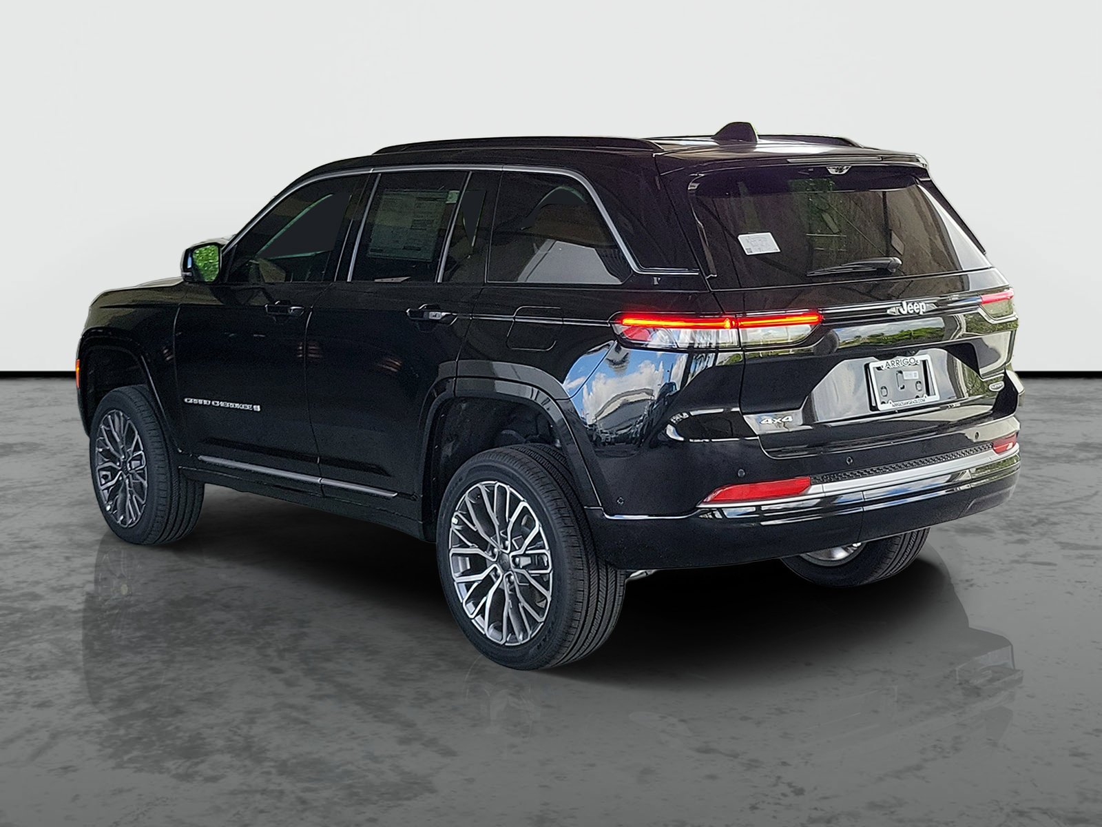 New 2026 Diamond Black Crystal Pearl-Coat Exterior Paint Jeep Summit image 2