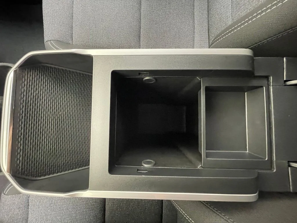 New 2027 Red GMC Elevation image 18