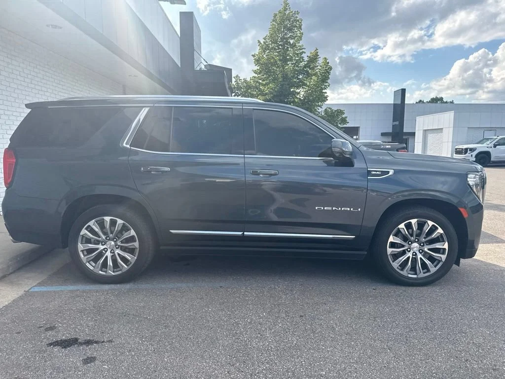 Used 2021 DARK SKY METALLIC GMC Denali image 7