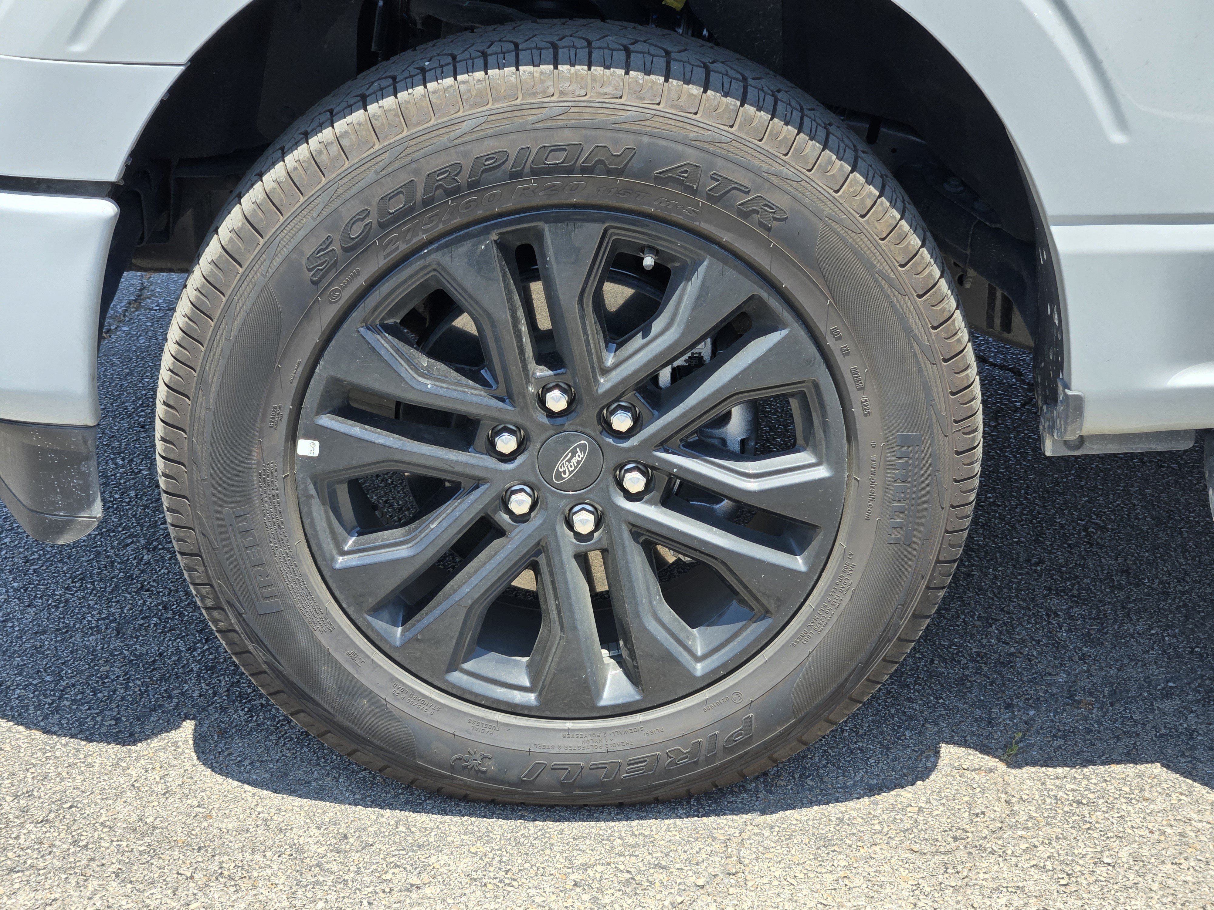 New 2026 Avalanche Ford XLT image 7