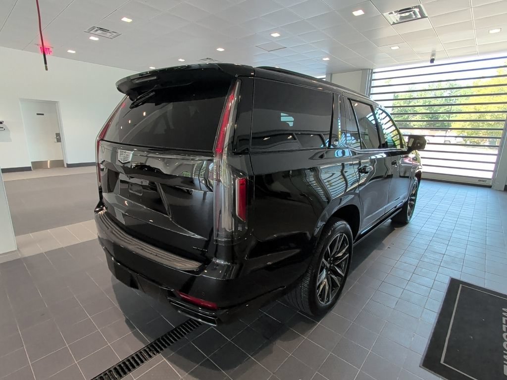 Certified Used 2022 BLACK RAVEN Cadillac Sport Platinum image 3