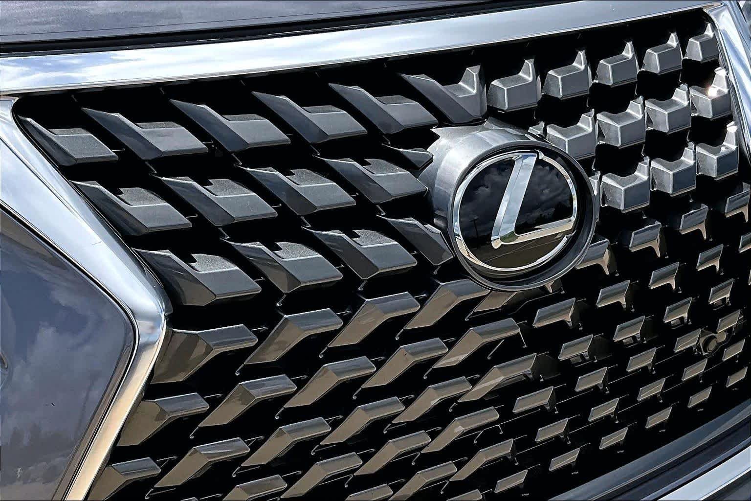 Used 2023 Nebula Gray Pearl Lexus Premium image 30