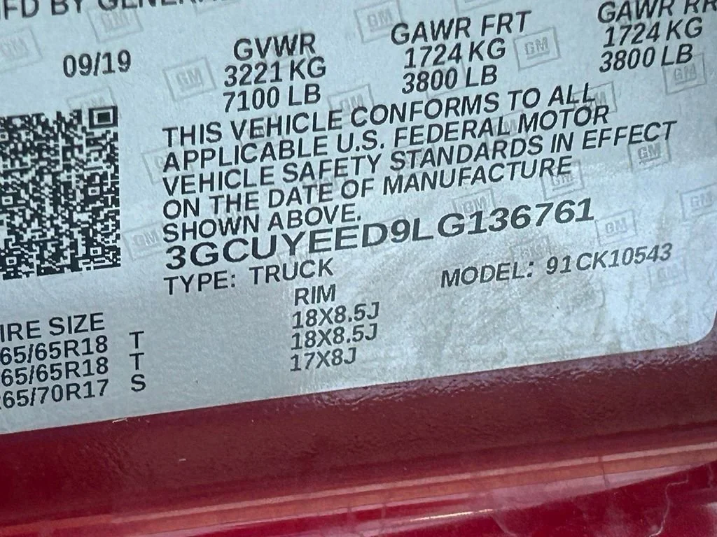 Used 2020 CAJUN RED TINTCOAT Chevrolet RST image 60