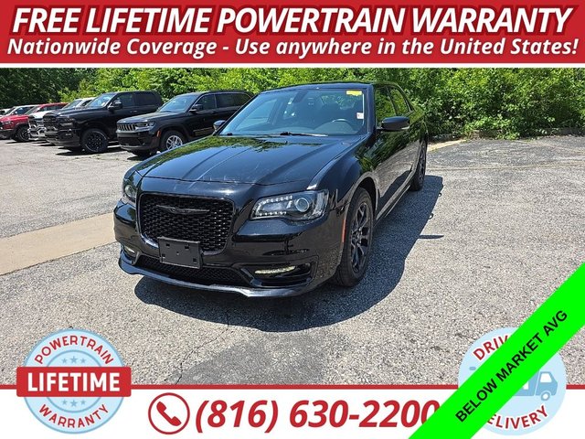 2021 Chrysler 300 Touring