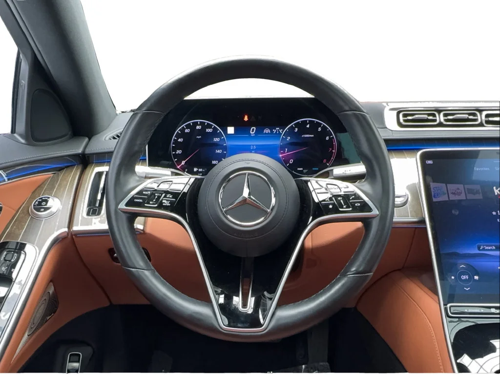 Used 2023 Black Mercedes-Benz S 580 image 40