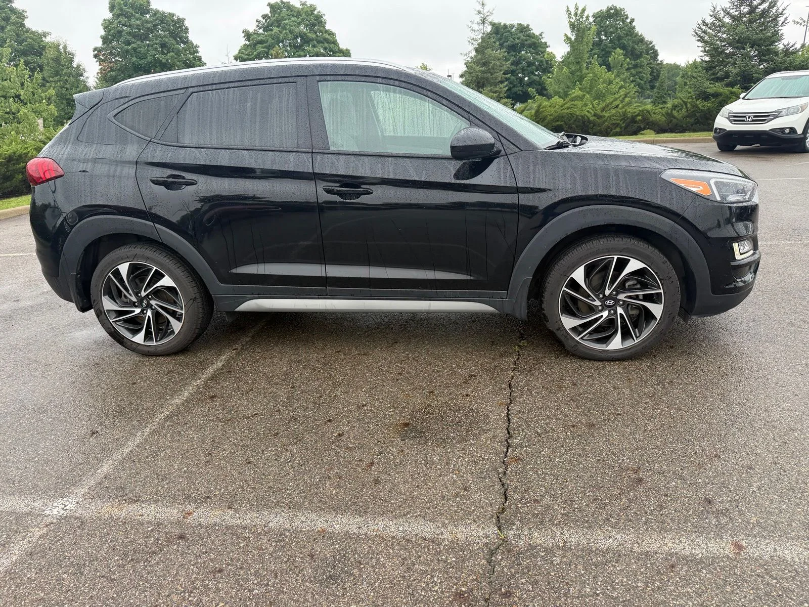 Used 2020 Black Hyundai  image 4