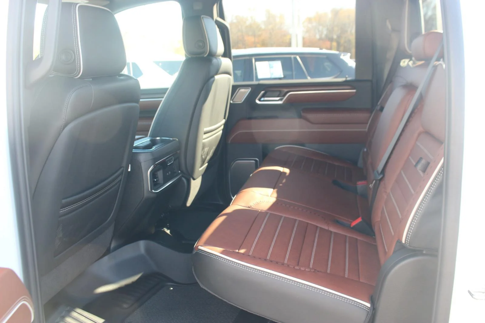 New 2026 Glacier White Tricoat GMC Denali Ultimate image 13