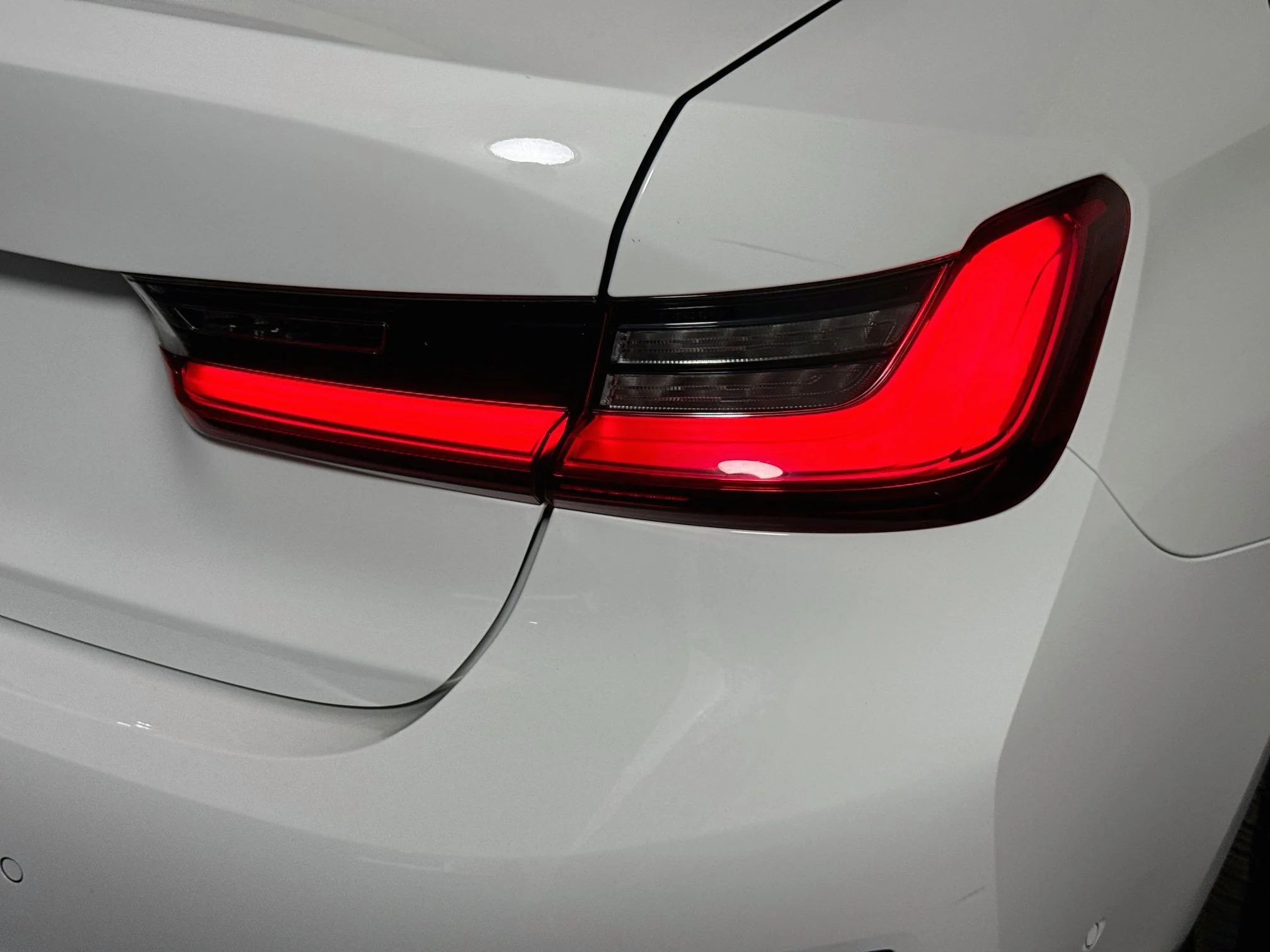 Used 2019 Alpine White BMW 330i image 30