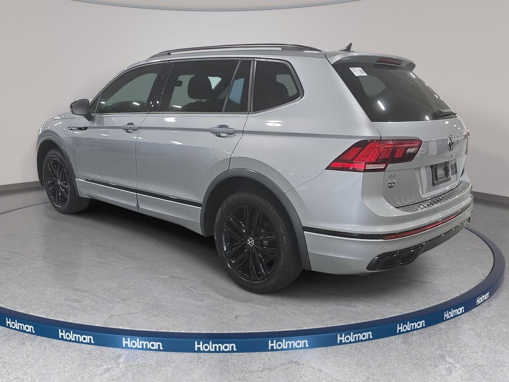 Used 2022 Silver Metallic Volkswagen 2.0T SE R-Line Black image 6