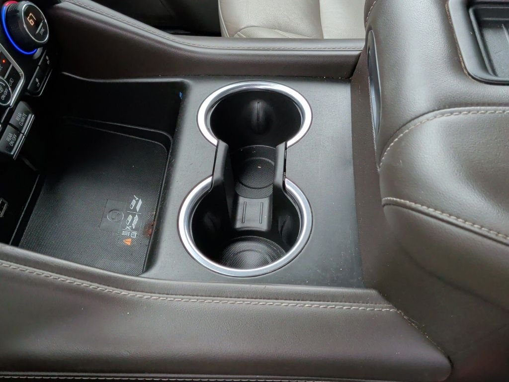 Used 2022 Gray Chevrolet LT image 33
