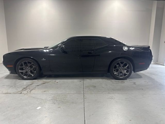 Used 2017 Black Dodge R/T image 10