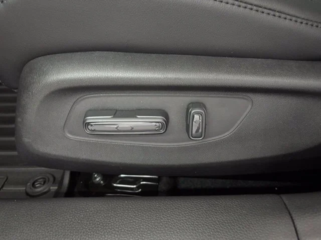 2026 Acura Integra Base - Photo 11