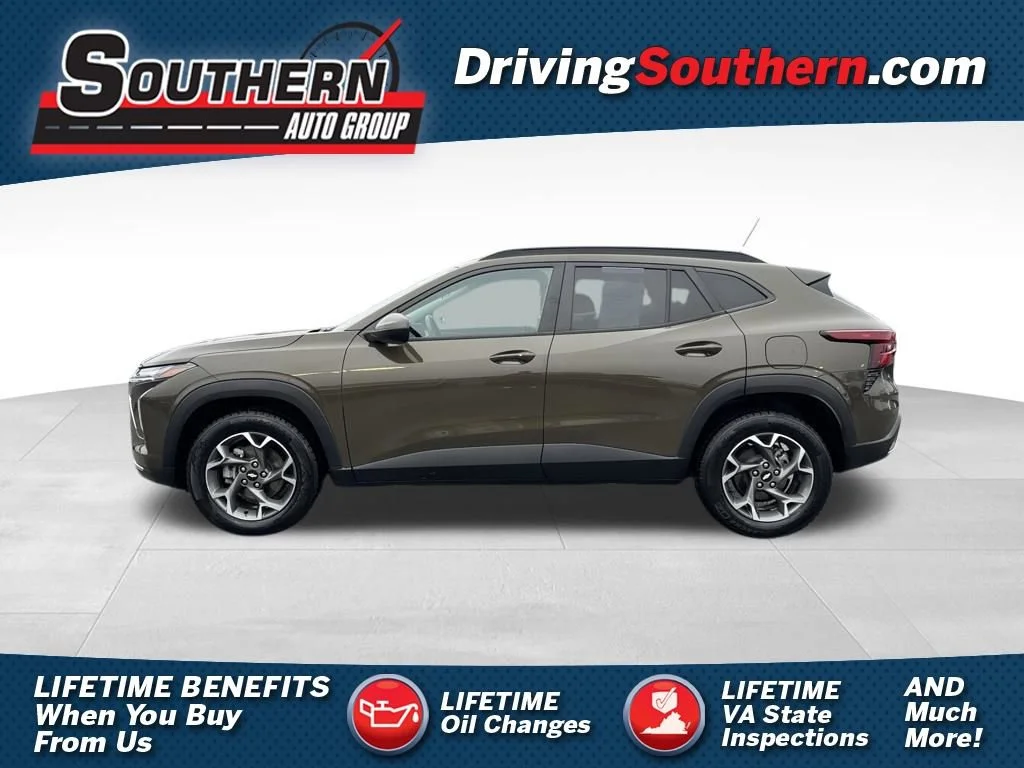 2024 Chevrolet Trax LT's photo