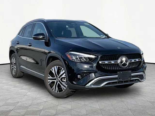 Used 2025 Black Mercedes-Benz GLA 250 image 1