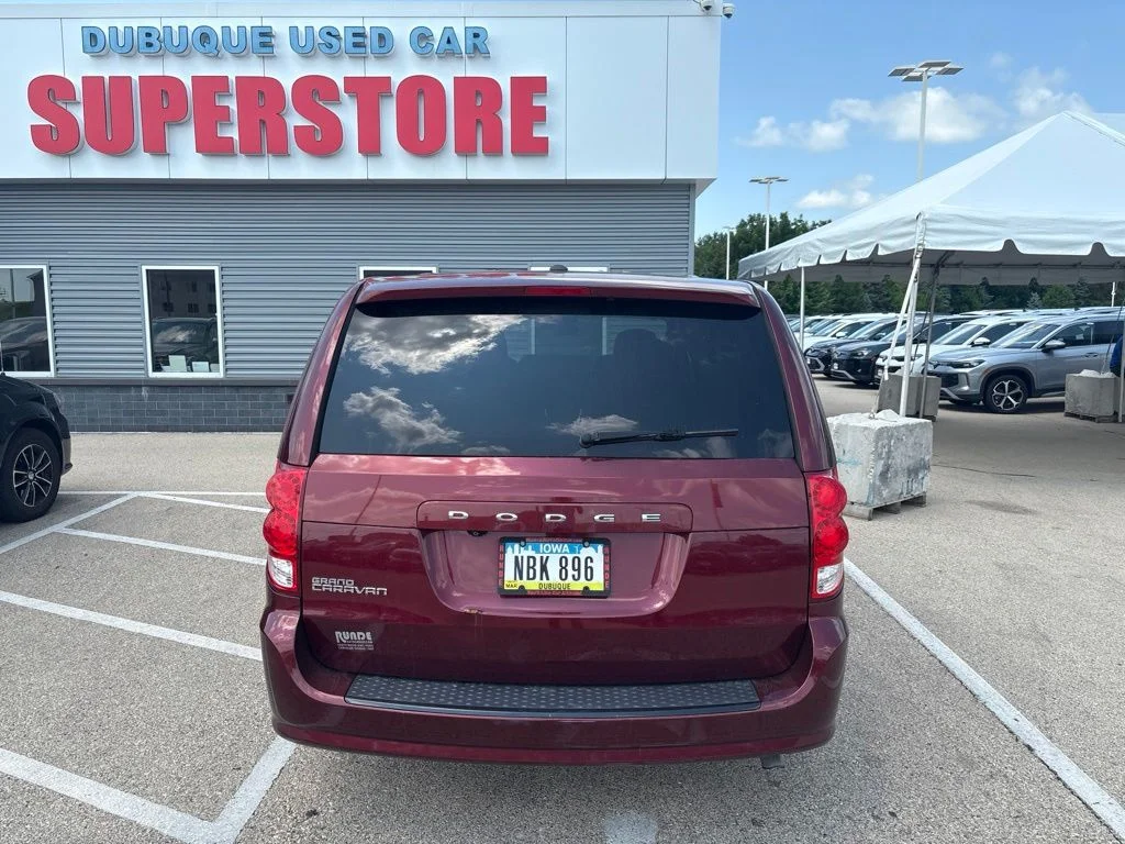 Used 2017 Red Dodge SE Plus image 6