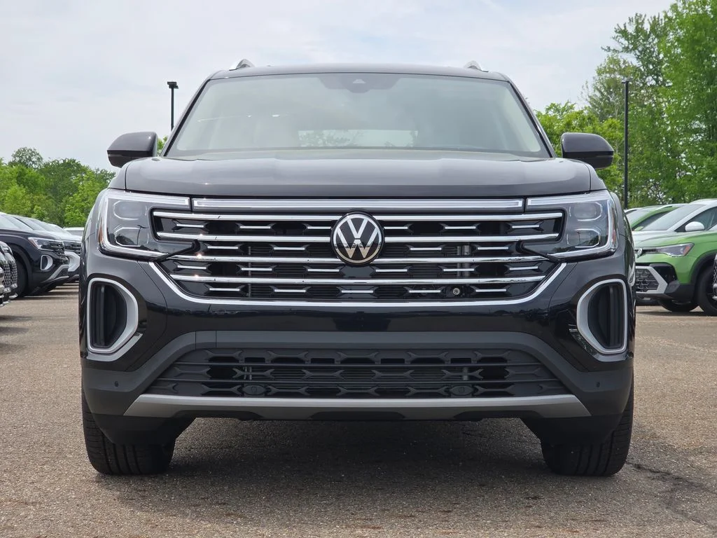 New 2026 Deep Black Pearl Volkswagen 2.0T SEL image 9